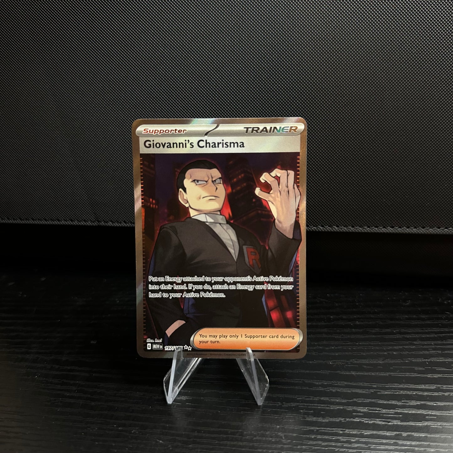 Giovanni's Charisma - 197/165 - SV: Scarlet & Violet 151 (MEW) (Near Mint)