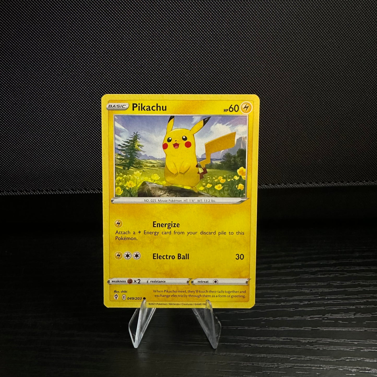 Pikachu - SWSH07: Evolving Skies (SWSH07) (Lightly Played)